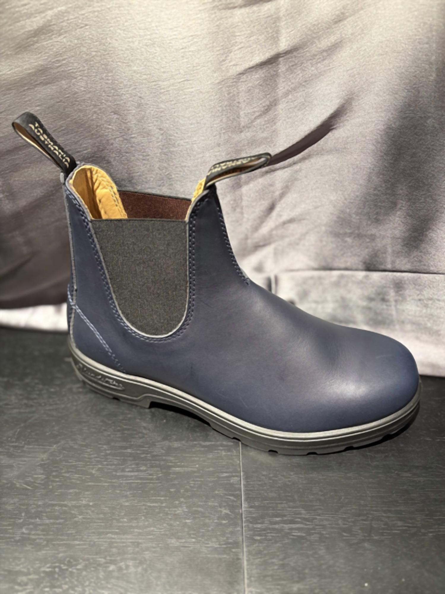 Blundstone - Women's Chelsea Leather Boots