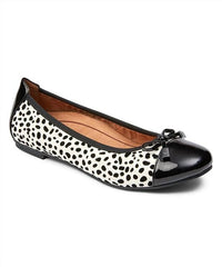 Vionic - WOMEN'S MINNA SPOT LOAFER