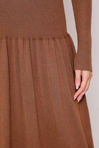 Lumiere - Flowy Knit Midi Dress