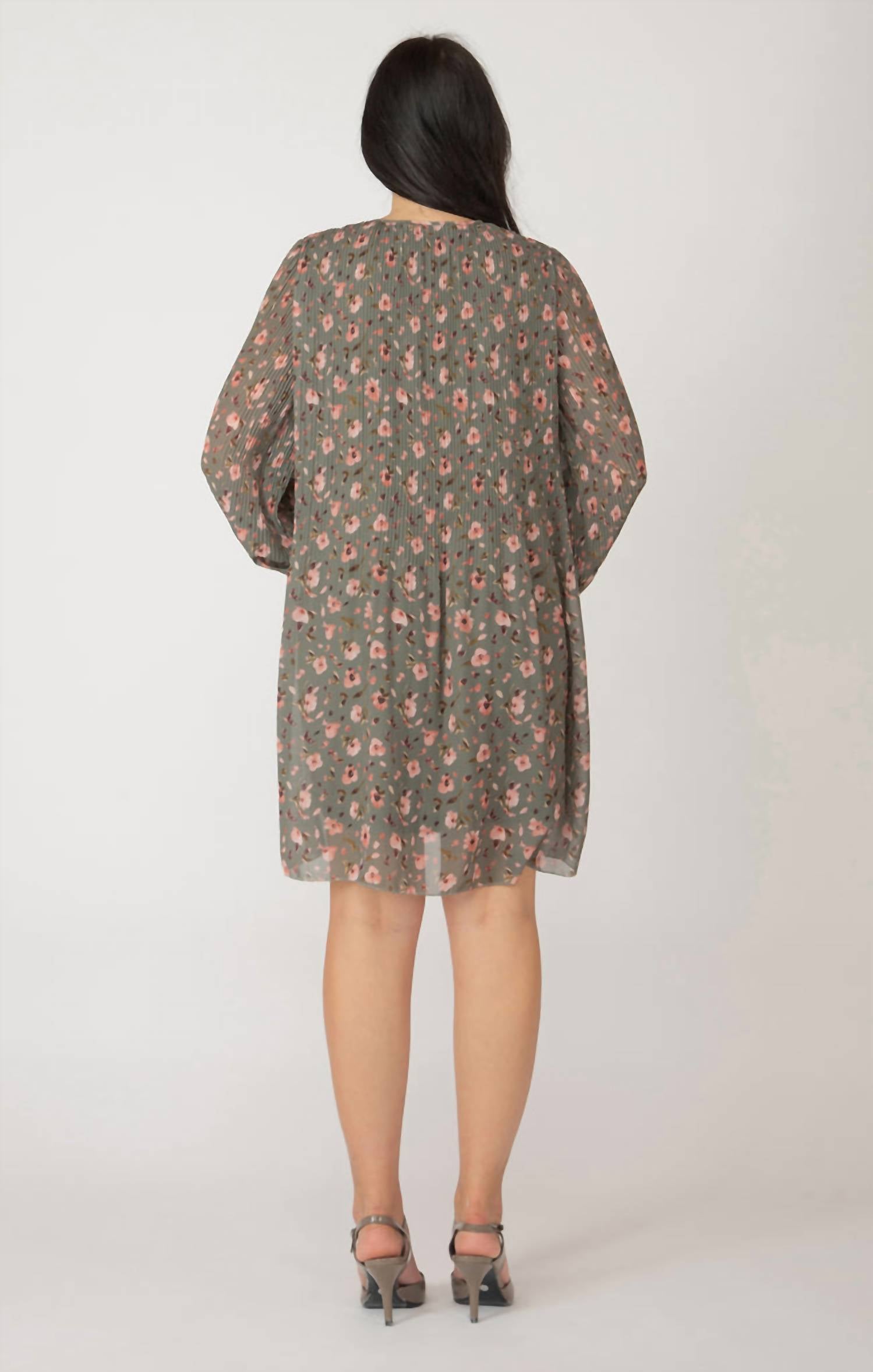 Dex - LONG SLEEVE PLEATED A-LINE DRESS