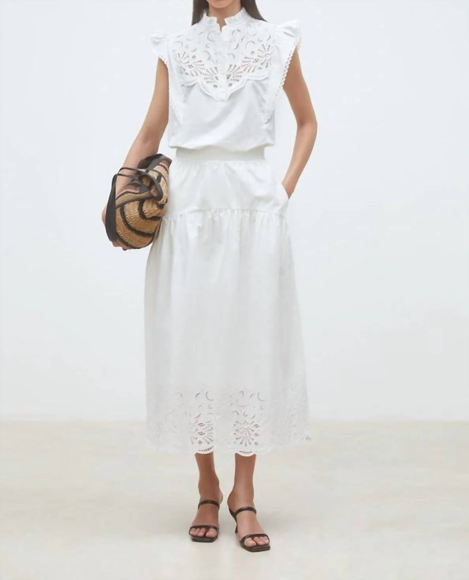 Suncoo - Louna Embroidered Ruffled Blouse