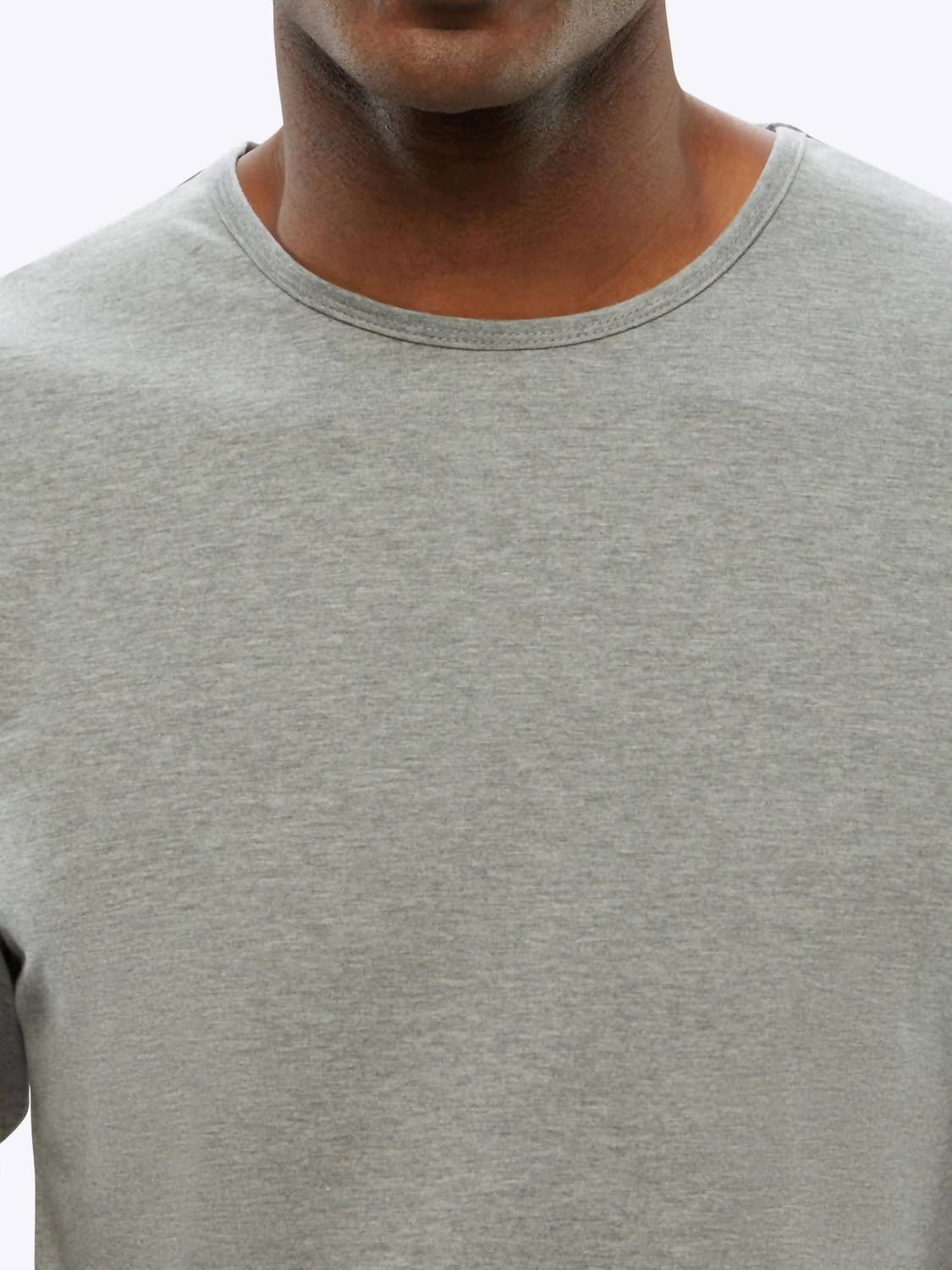 Cuts - Long Sleeve Curve-hem Tee