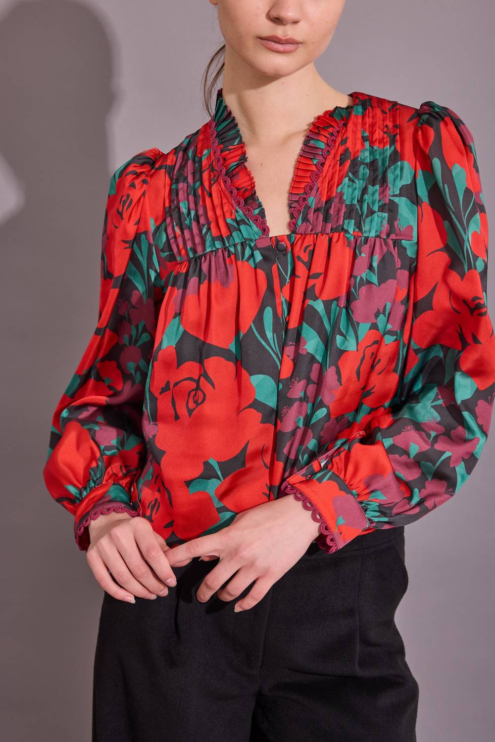 Alden Adair Oliver Long Sleeve Top in legacy floral leaf - women's blouse - view 8
