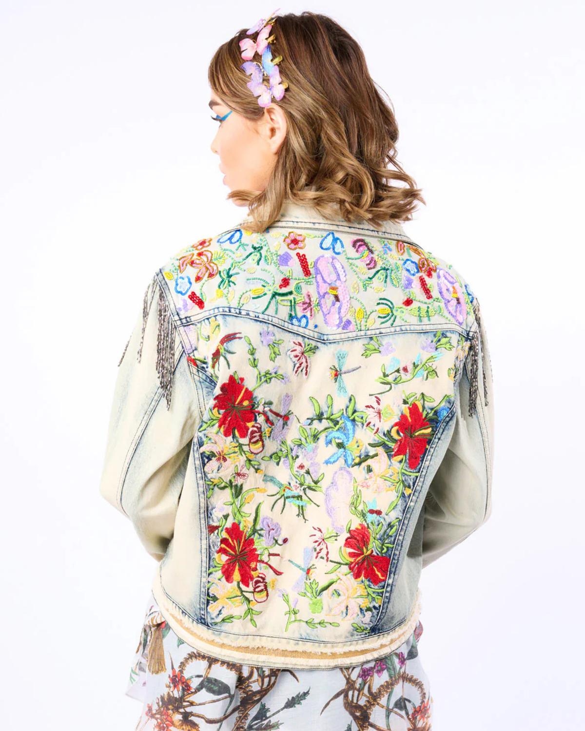Aratta Country Queen Jacket in washed denim - women's jacket - detail view