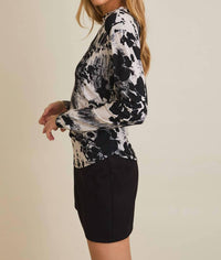 Gilli - Mock Neck Long Sleeve Shirring Top