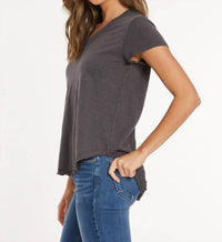 Mododoc - Curved Hem V-neck Tee