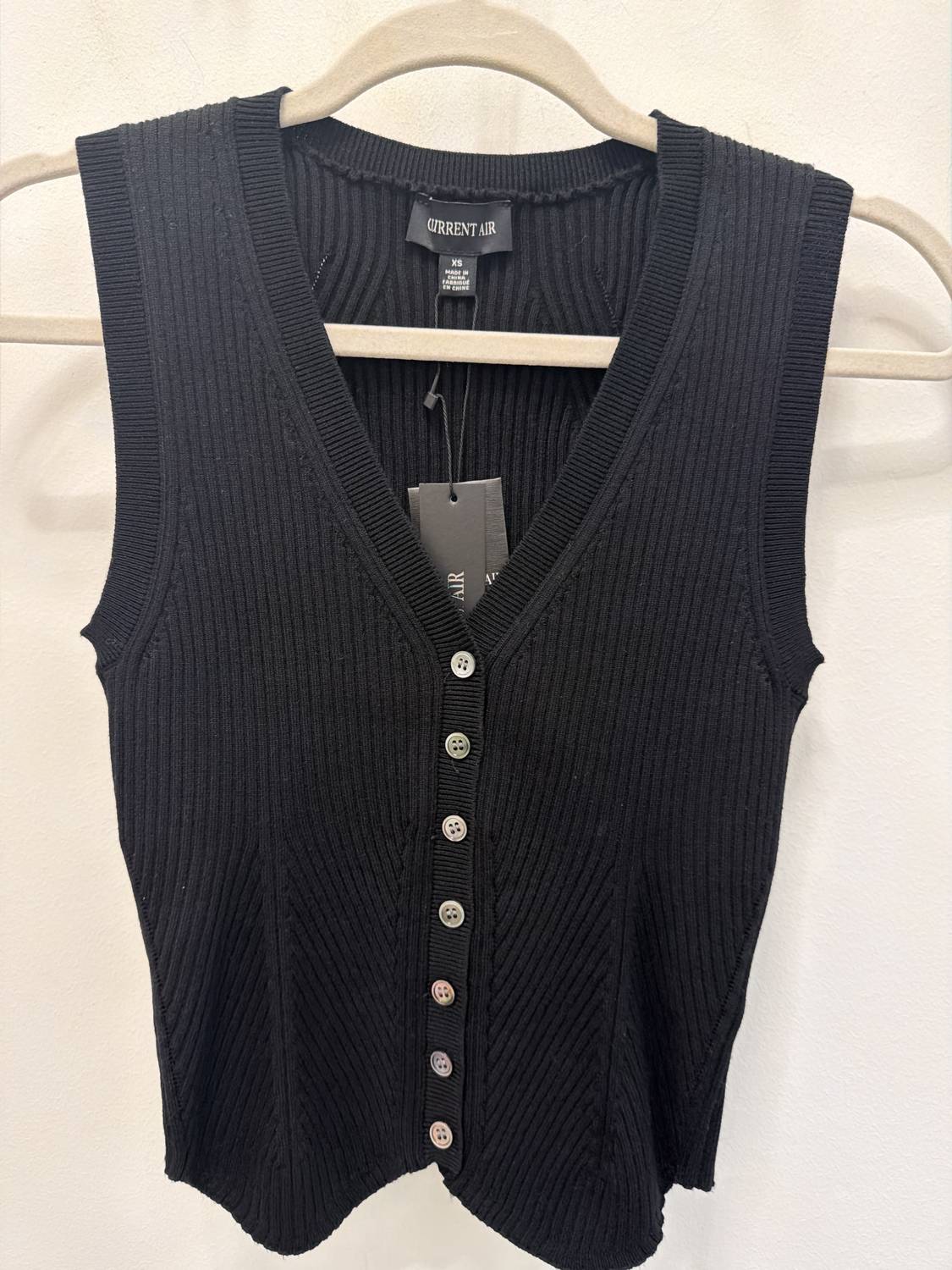 Current Air - Sleeveless V-neck Buttons Sweater Vest