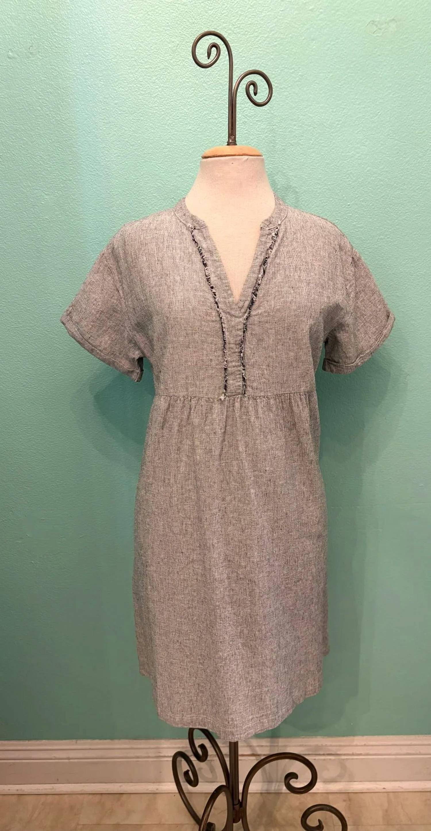 Cut Loose - Women's Relaxed Cap Sleeve Dress