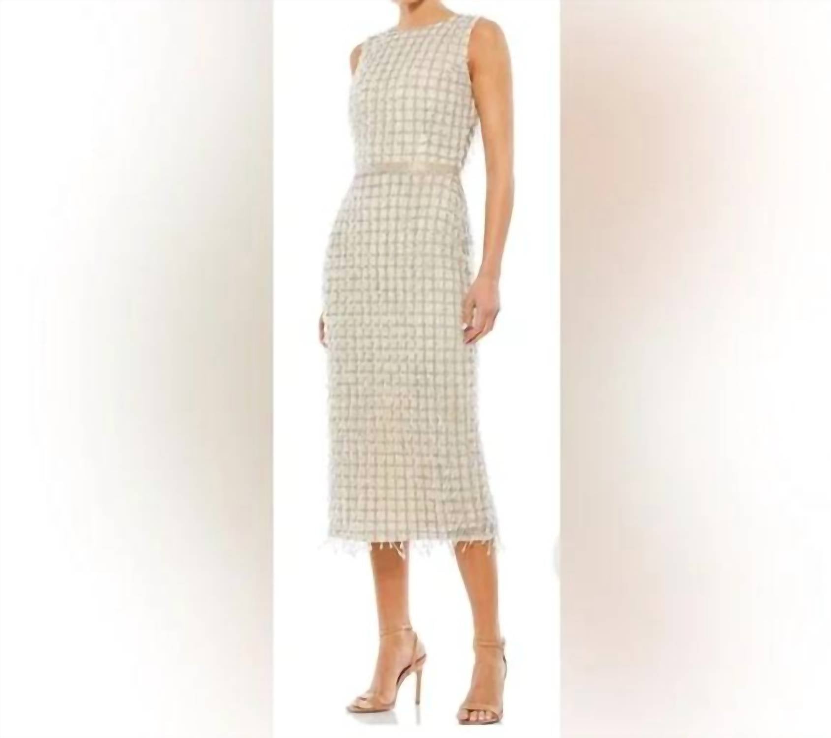 Mac Duggal - Sleeveless High Neck Beaded Mini Sheath Dress