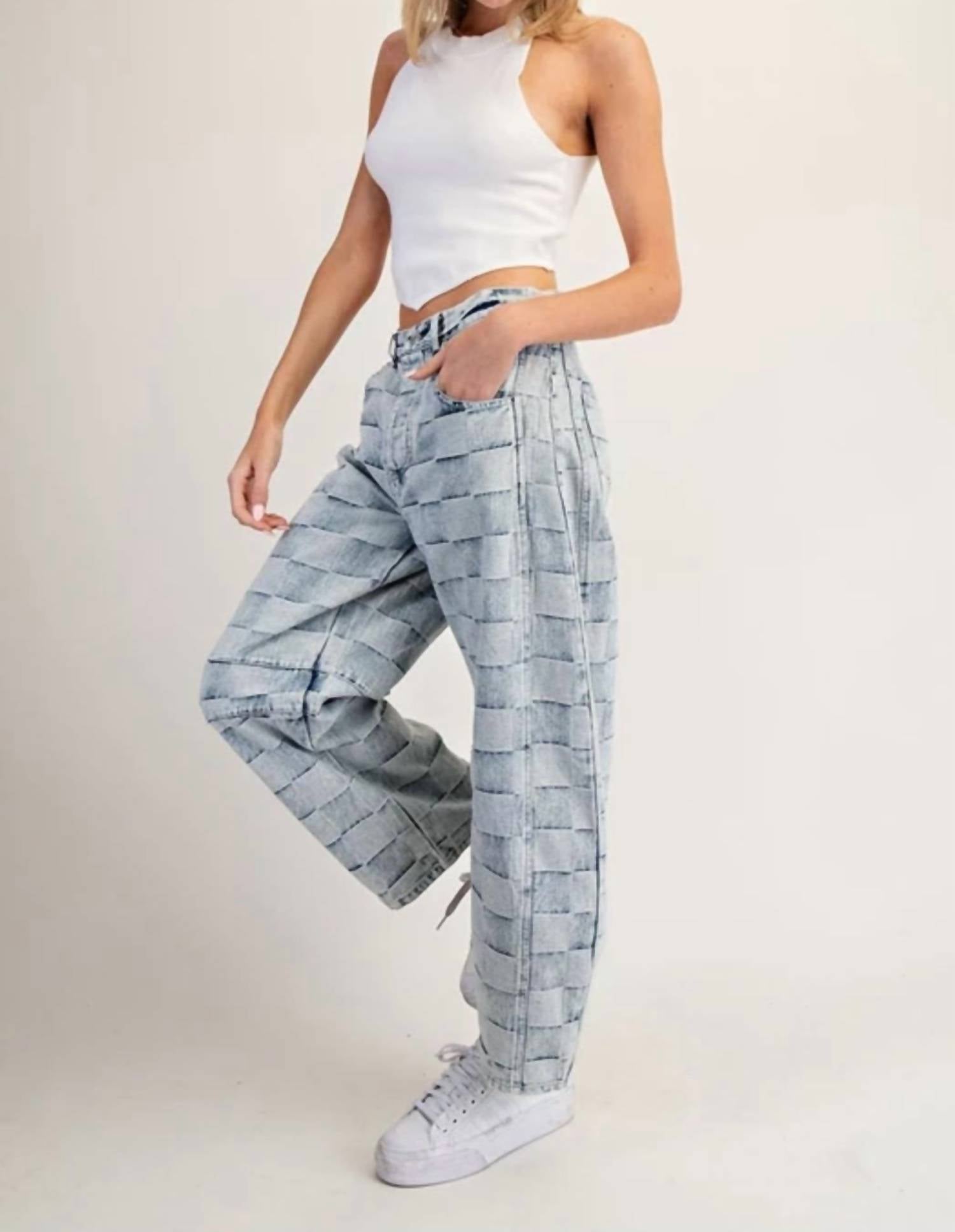 Ee:Some - Mariana Barrel Leg Jeans