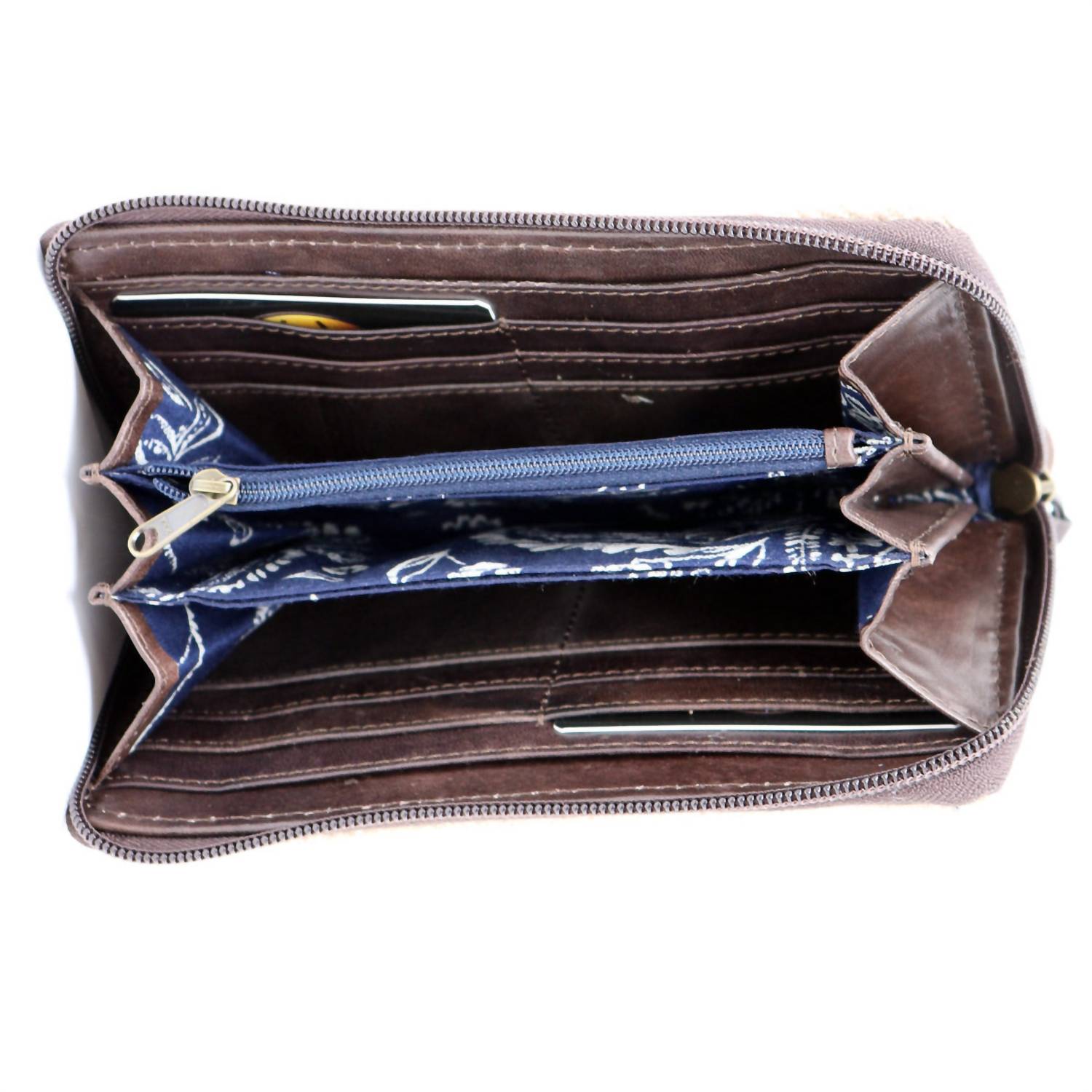 M.A.B.E. - Women's Audrey Embroidered Clutch Wallet