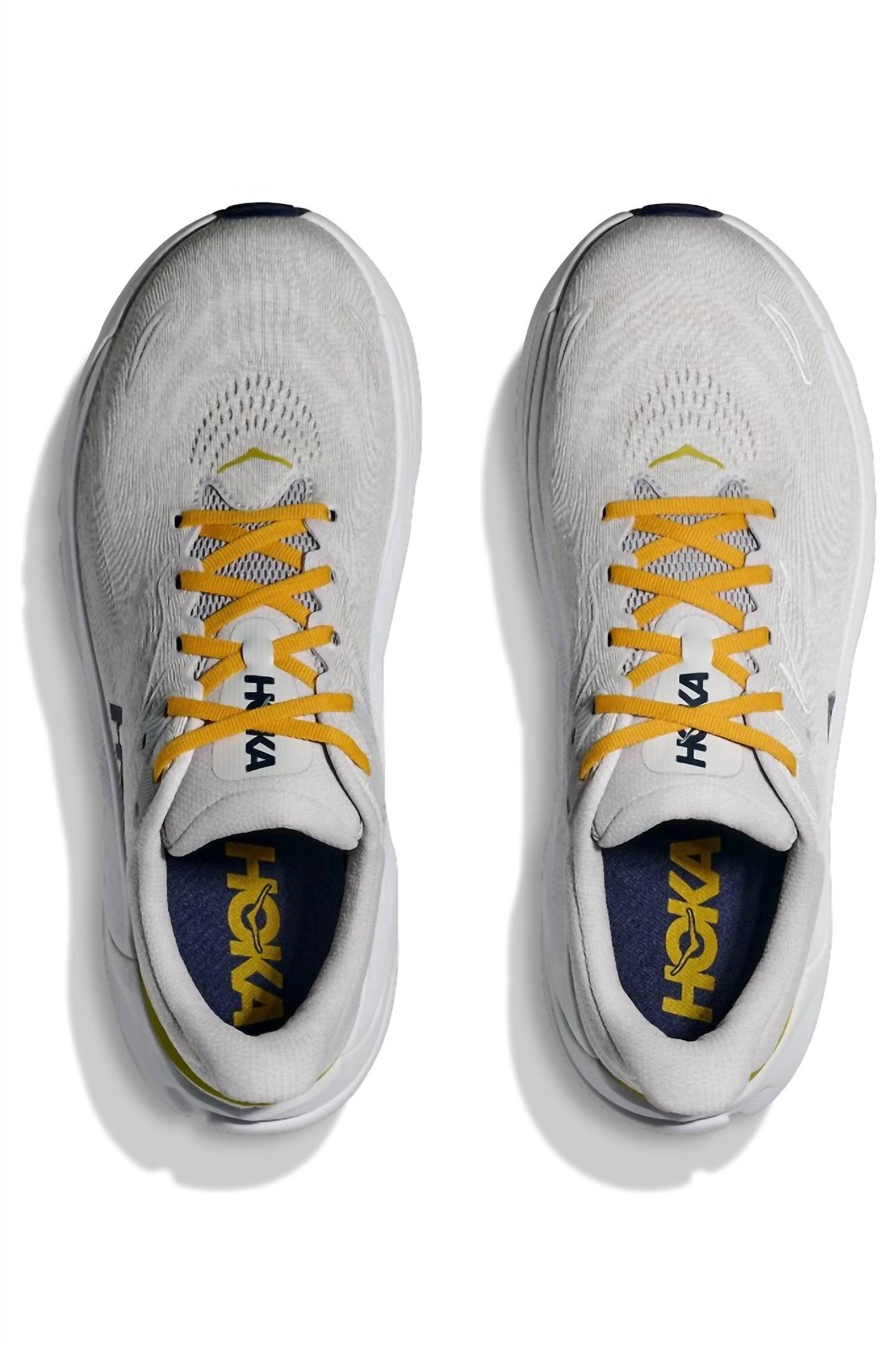 Hoka - Men's Arahi 8 Sneakers
