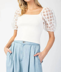 Ee:Some - Mesh Puff Sleeve Top
