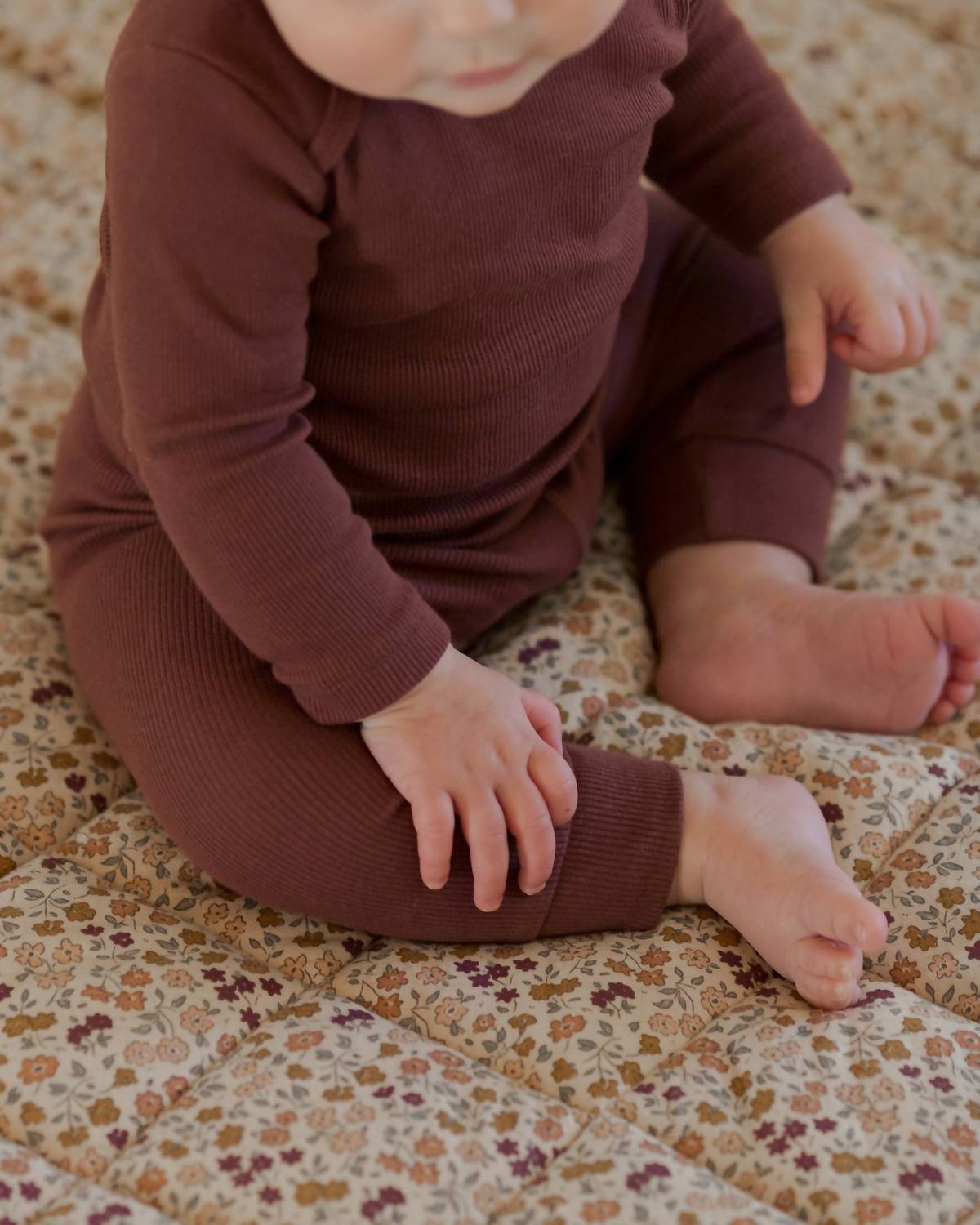 Quincy Mae - Baby Ribbed Tee & Legging Set