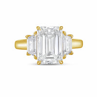 Diana M Jewels - Women's Emerald Lab-Grown Diamond Ring (12.00 Ct) - Luxe