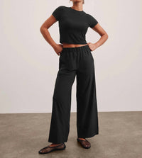 BEYOND YOGA Women’s Easy Wide Leg Pant in true black - women's pants