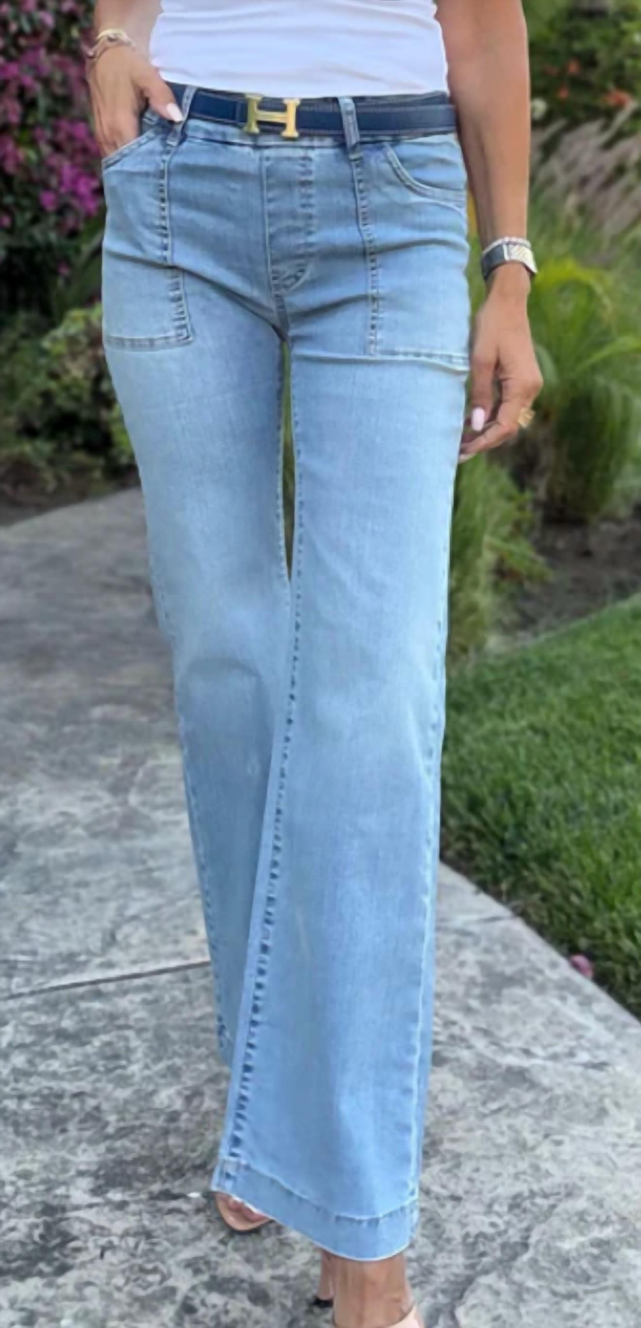 BEVY FLOG Christine Jean in light denim - women's jeans