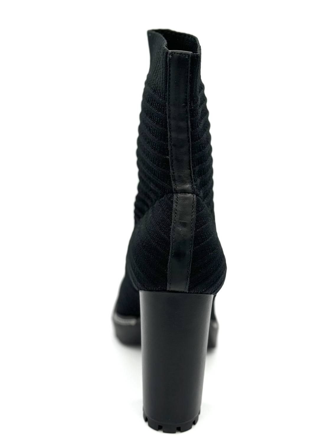 All Black - Women's Knit Stretch Boot