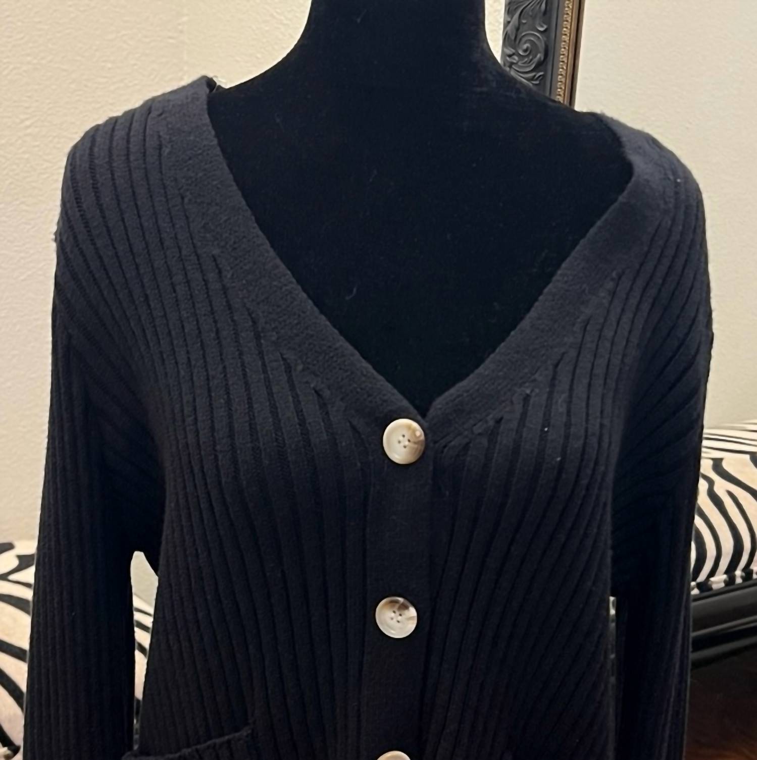 Andree By Unit - Women's Long Sleeve Button Up Cardigan
