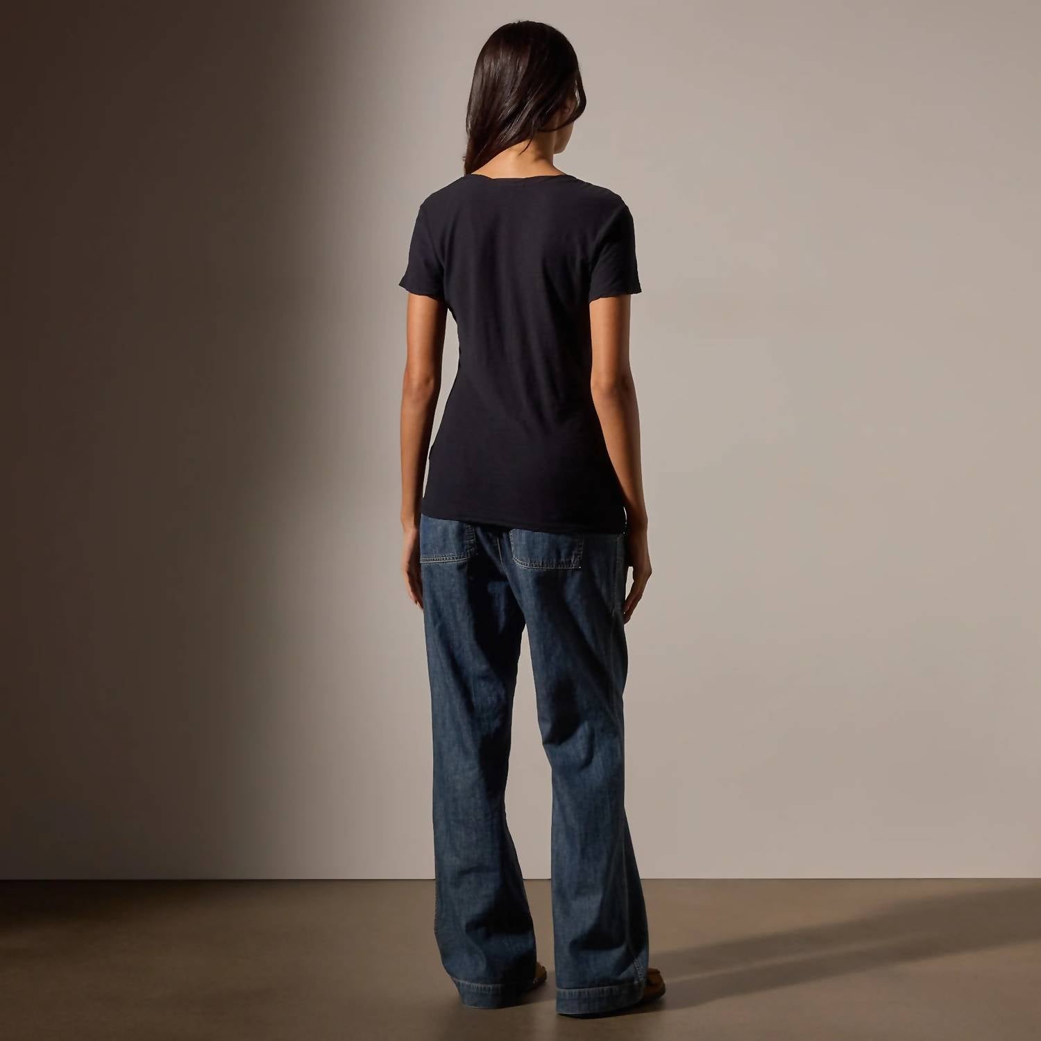 JAMES PERSE Casual Tee With Reverse Binding in deep - women's t-shirt - detail view