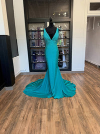 Johnathan Kayne - Women's Slevelees With Shimmering Crystal Dress