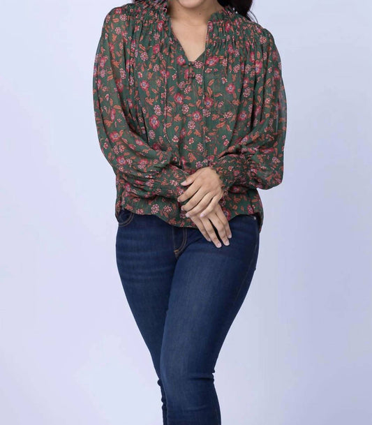 Misa Los Angeles - Clio Top