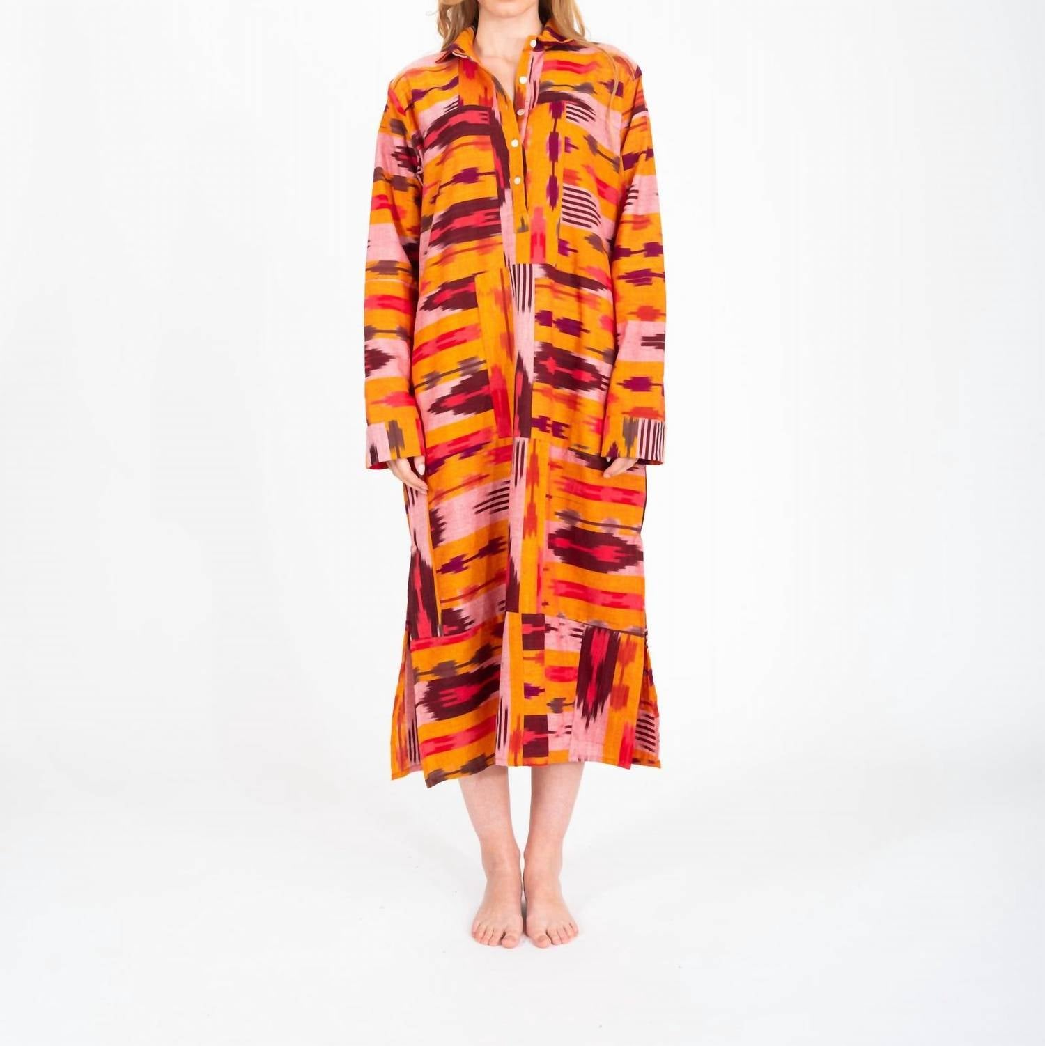 V De Vinster - Long Sleeves Nilai Ikat Dress