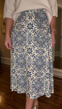 DRESS FORUM Azalea Mosaic Belted Skirt in beige - women's skirt - detail view
