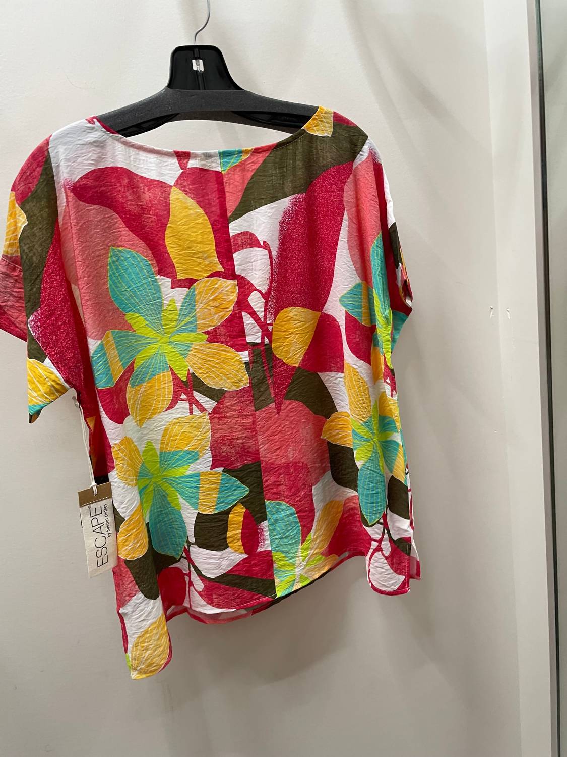 Escape By Habitat - Regatta Vacay Top