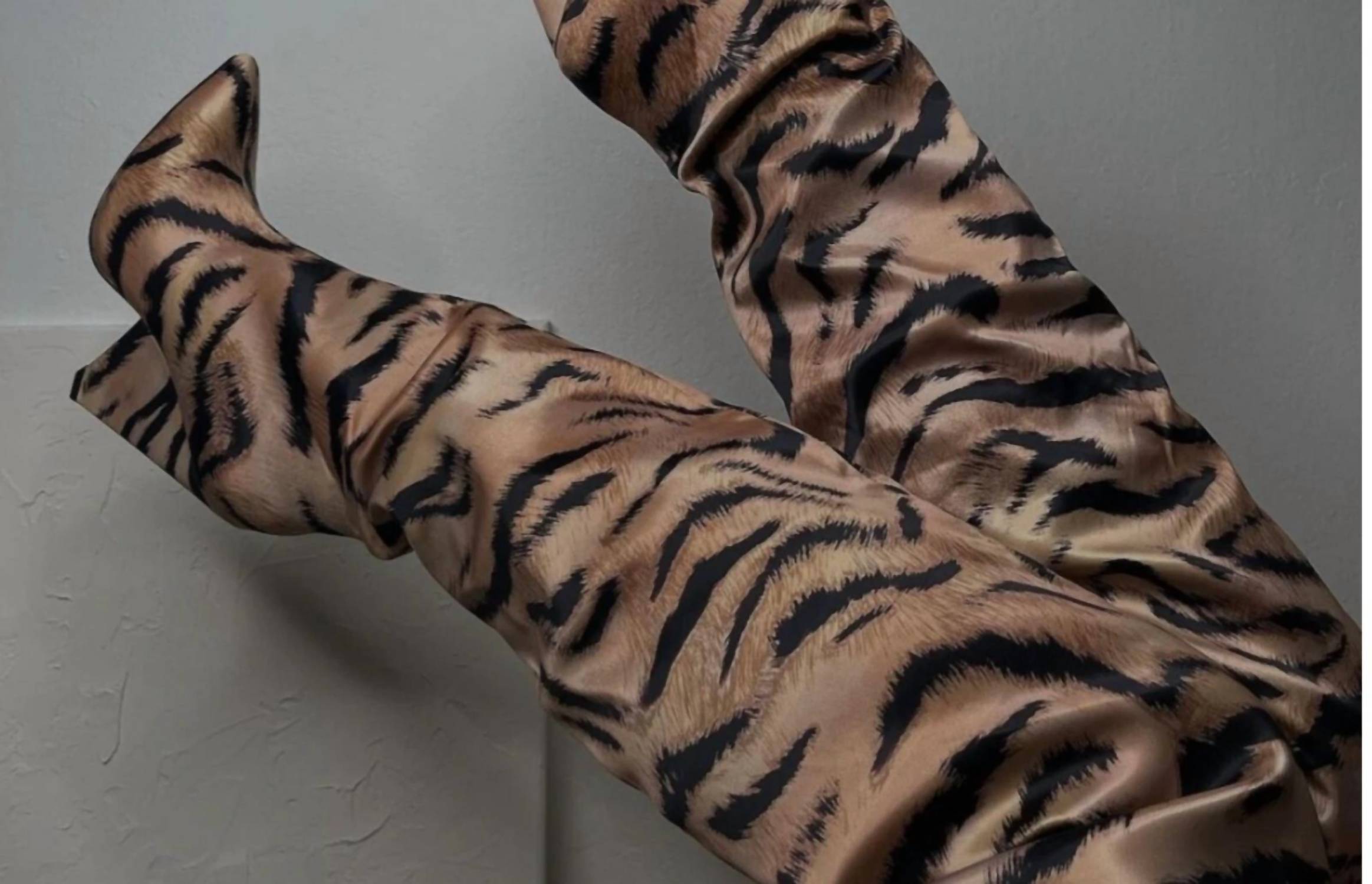 Sotd Footwear - Women's Tiger Knee High Boots