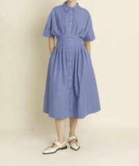 Aureum - Short Sleeve Buttoned Pleated Midi Dress