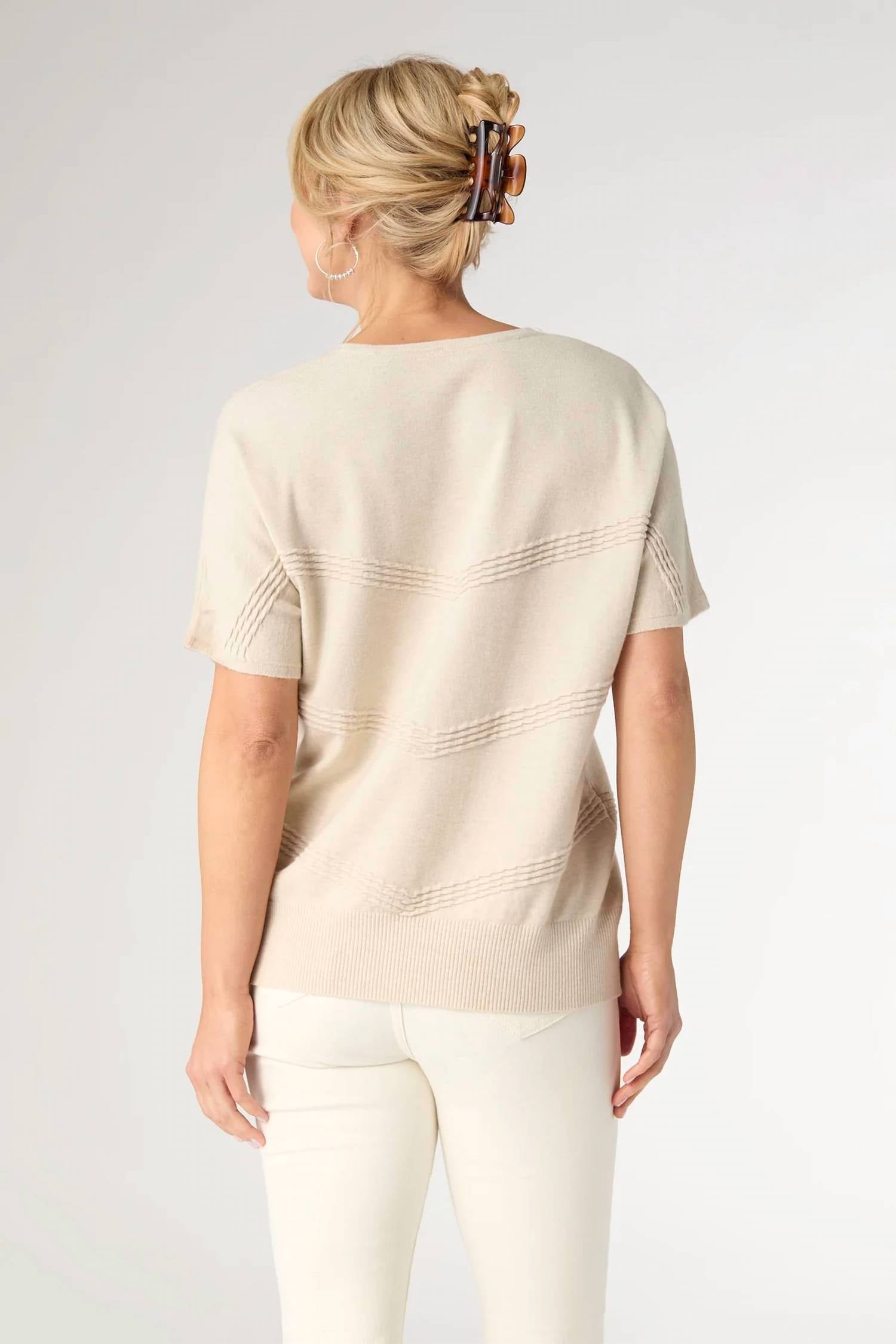 Coco + Carmen - Lightweight Heavenly-luxe Short Sleeve V-neck Sweater