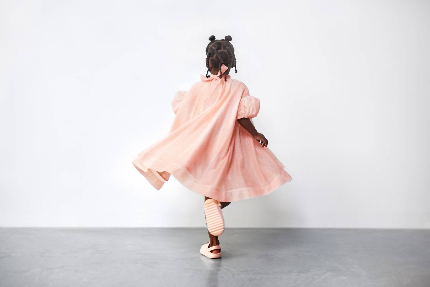 Omamimini - Tent Dress with Puff Sleeves