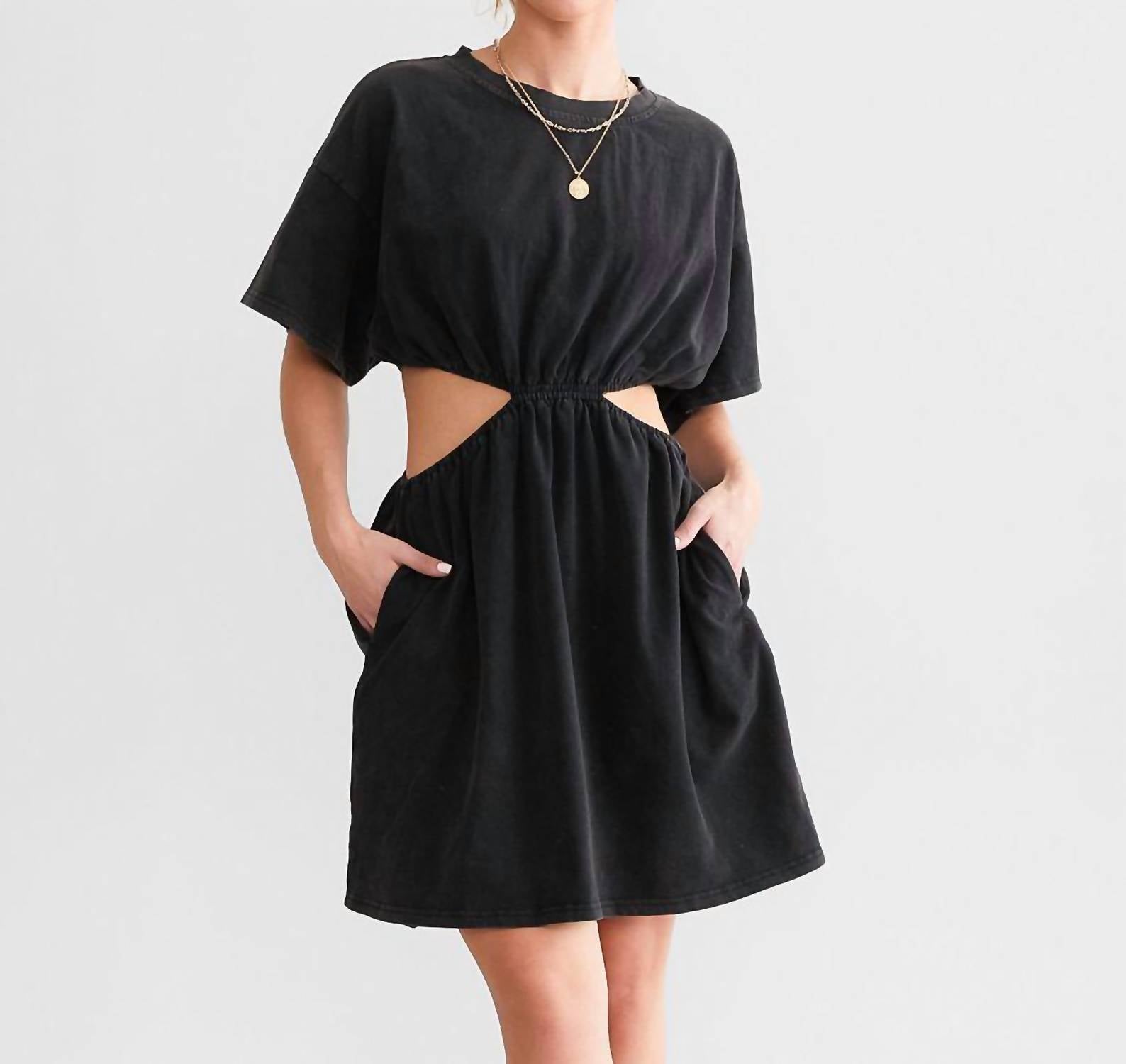 Heyson - Right Side Dress