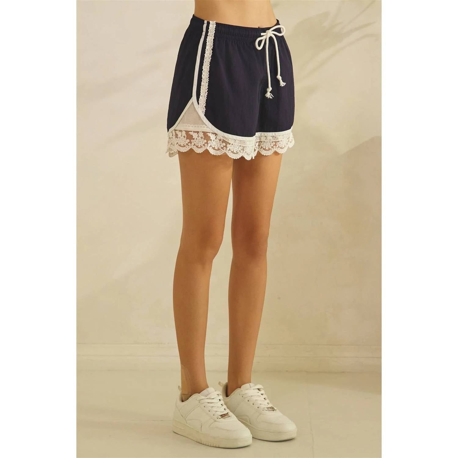 Veveret - Lace Detail Track Shorts