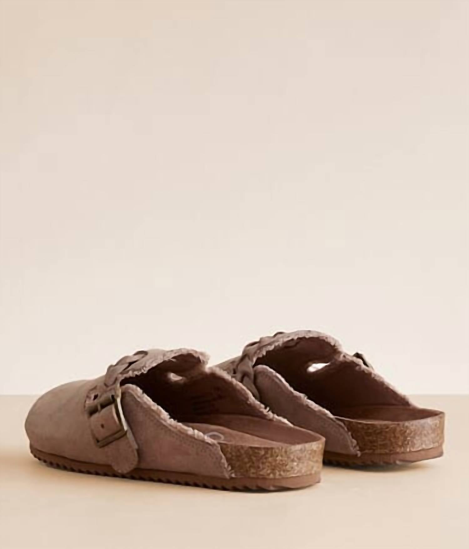 Very G Women's Iris 3 On Braided Mule in beige - women's shoe - alternate view
