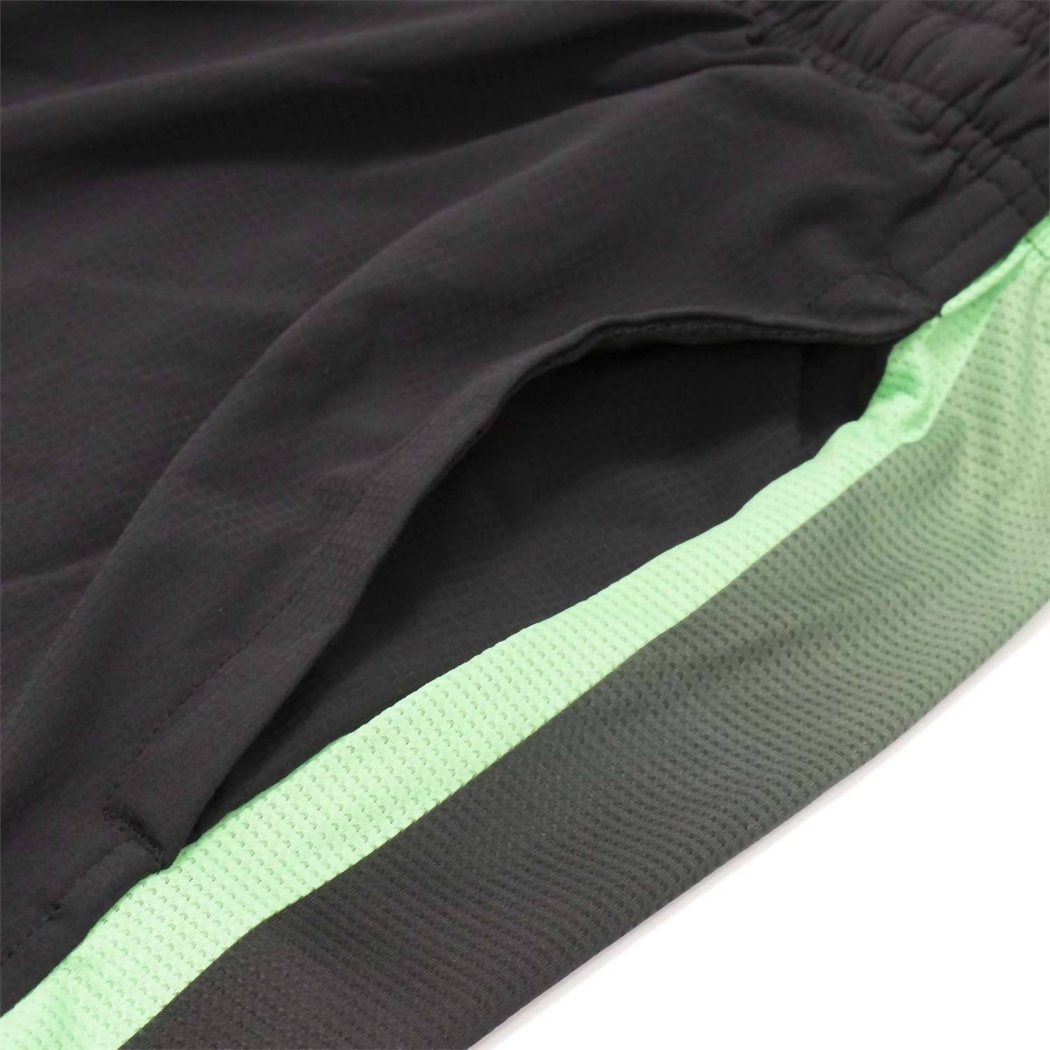 UNDER ARMOUR Men's Supervent Shorts in black - men's shorts - view 5