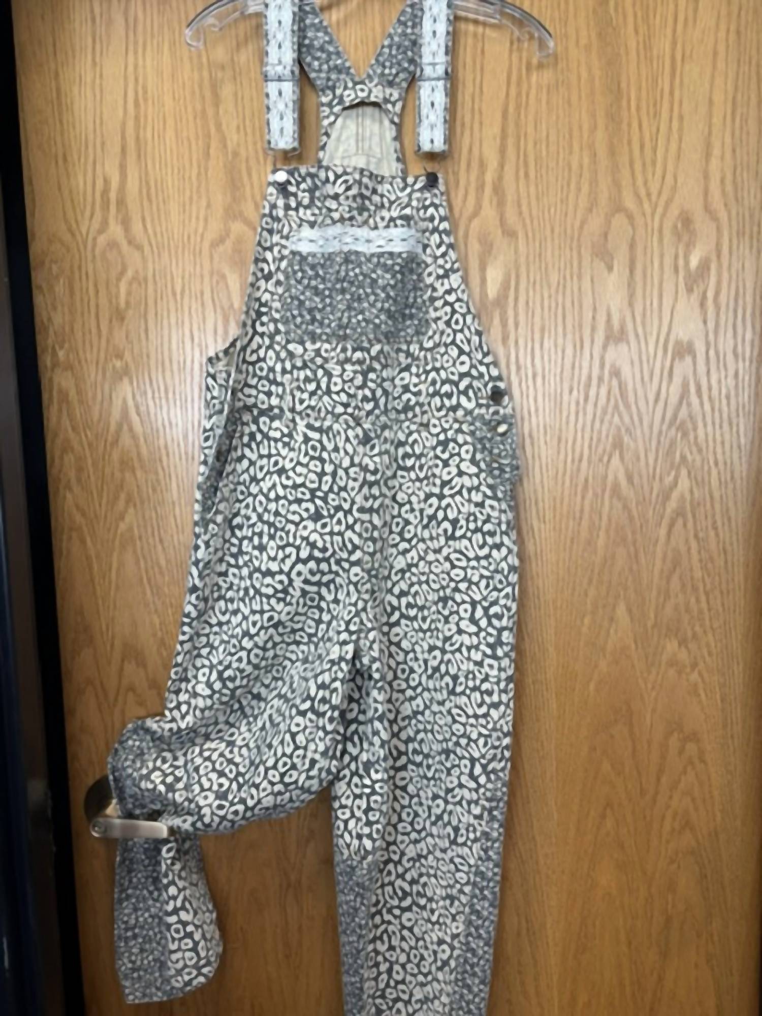 Easel - Women's Leopard Print Washed Twill Jumpsuit