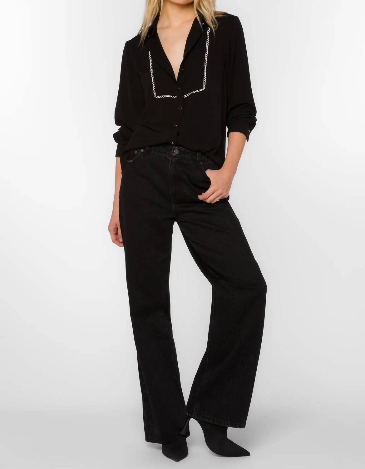 Velvet Heart - Avianna Long Sleeve Blouse