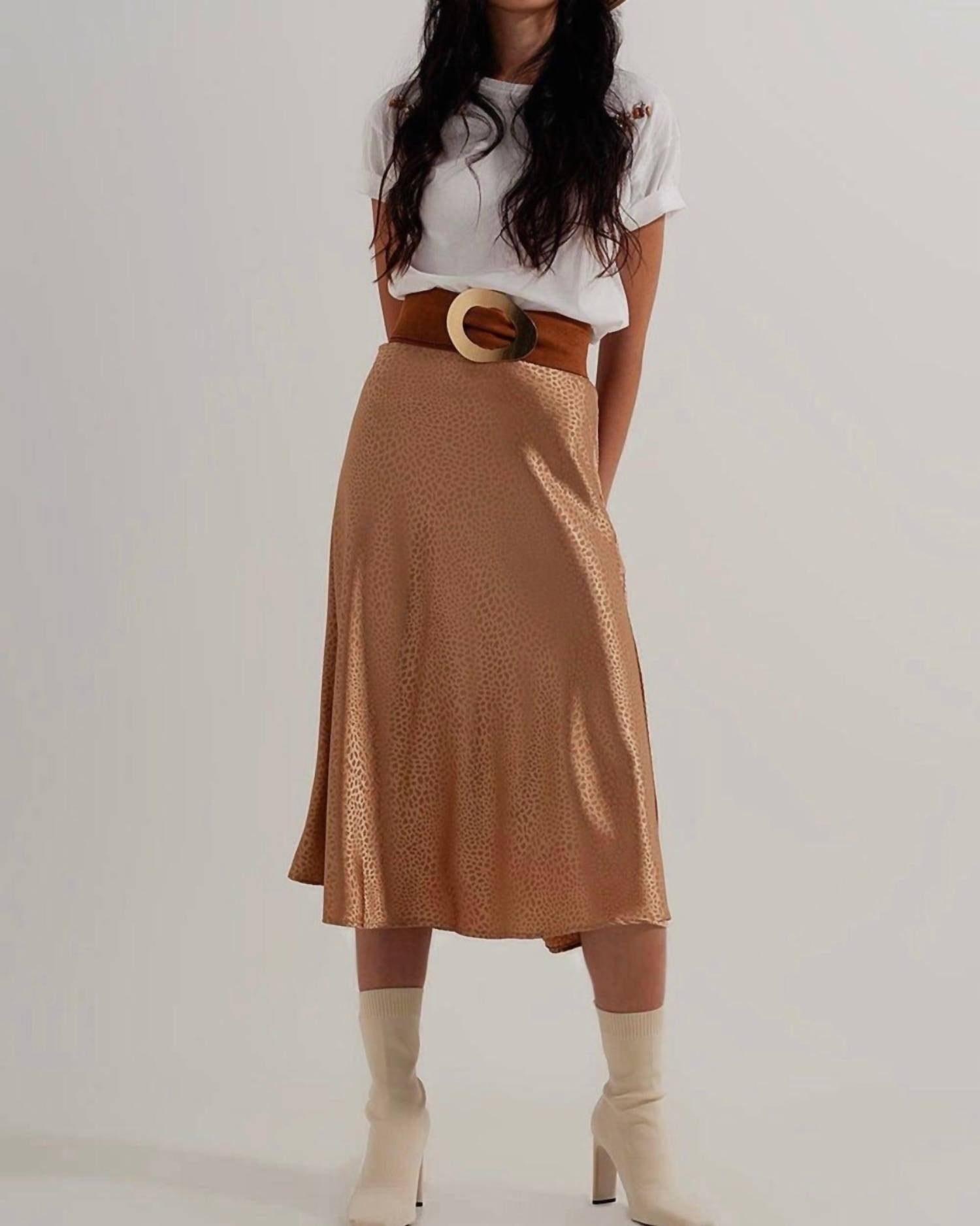 Q2 - Allison Abstract Midi Skirt