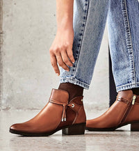Pikolinos - Women's Seville Ankle Bootie