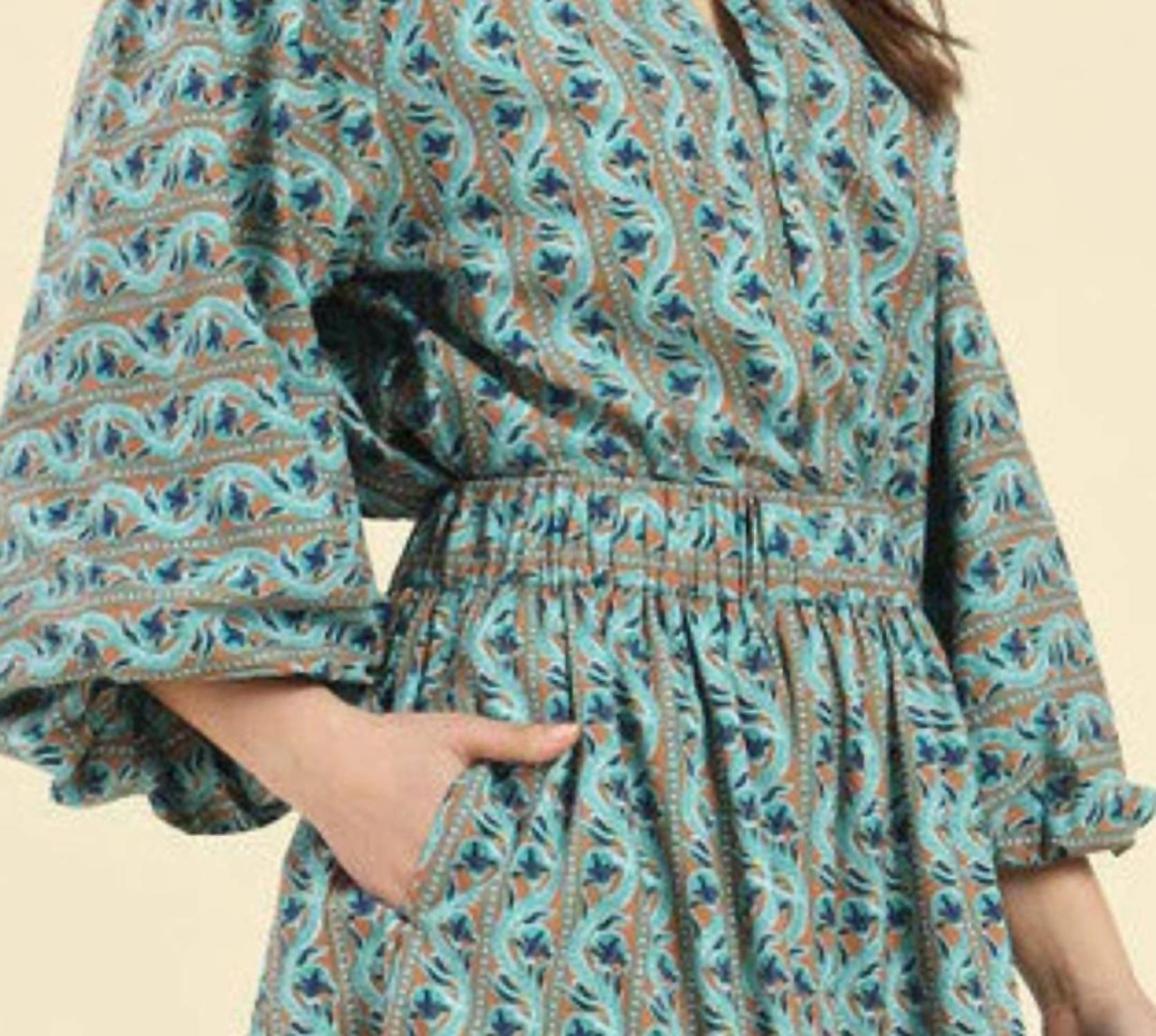 Omika - Sierra V-neck Blouse