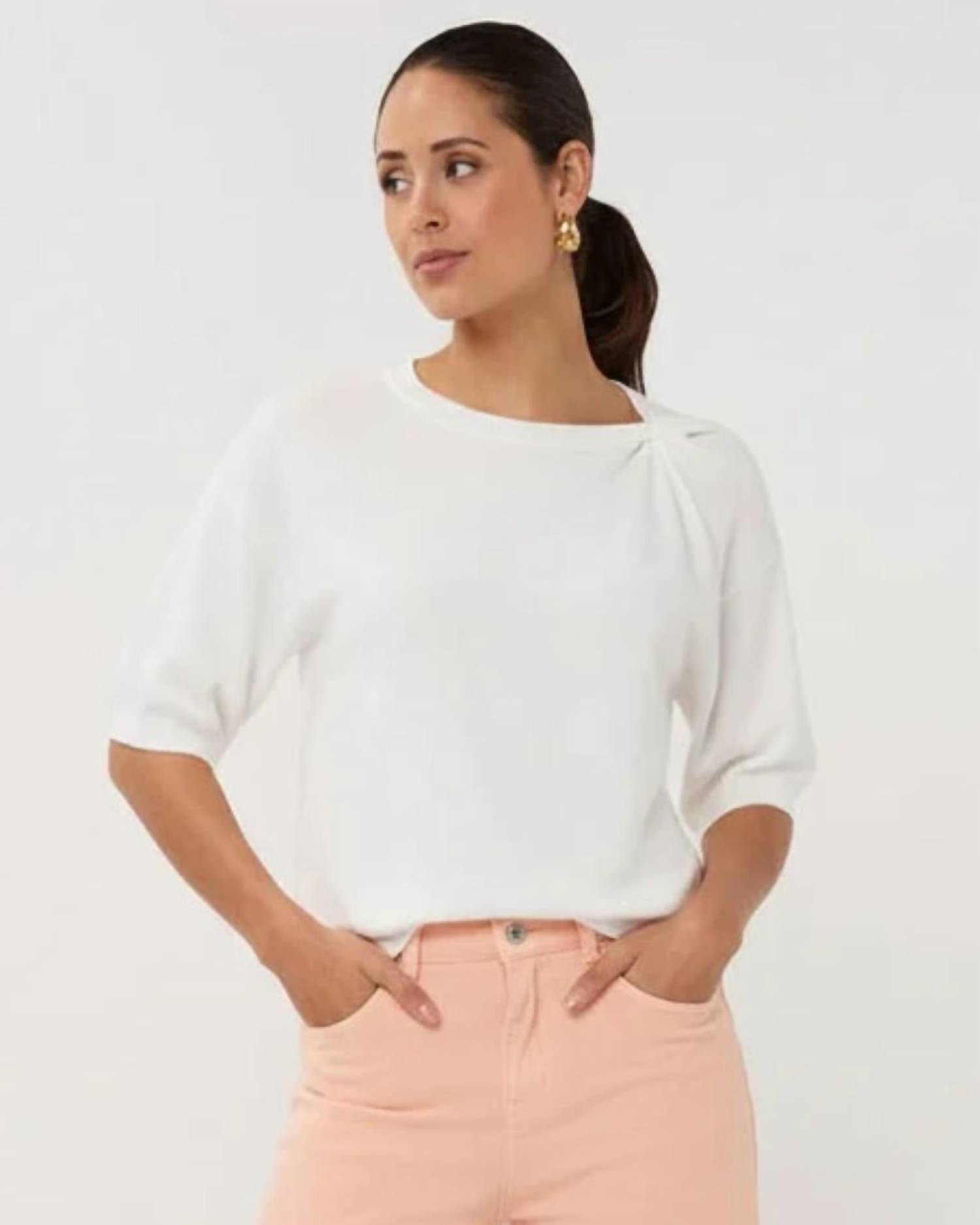 Esqualo - Sleeve Twist Sweater