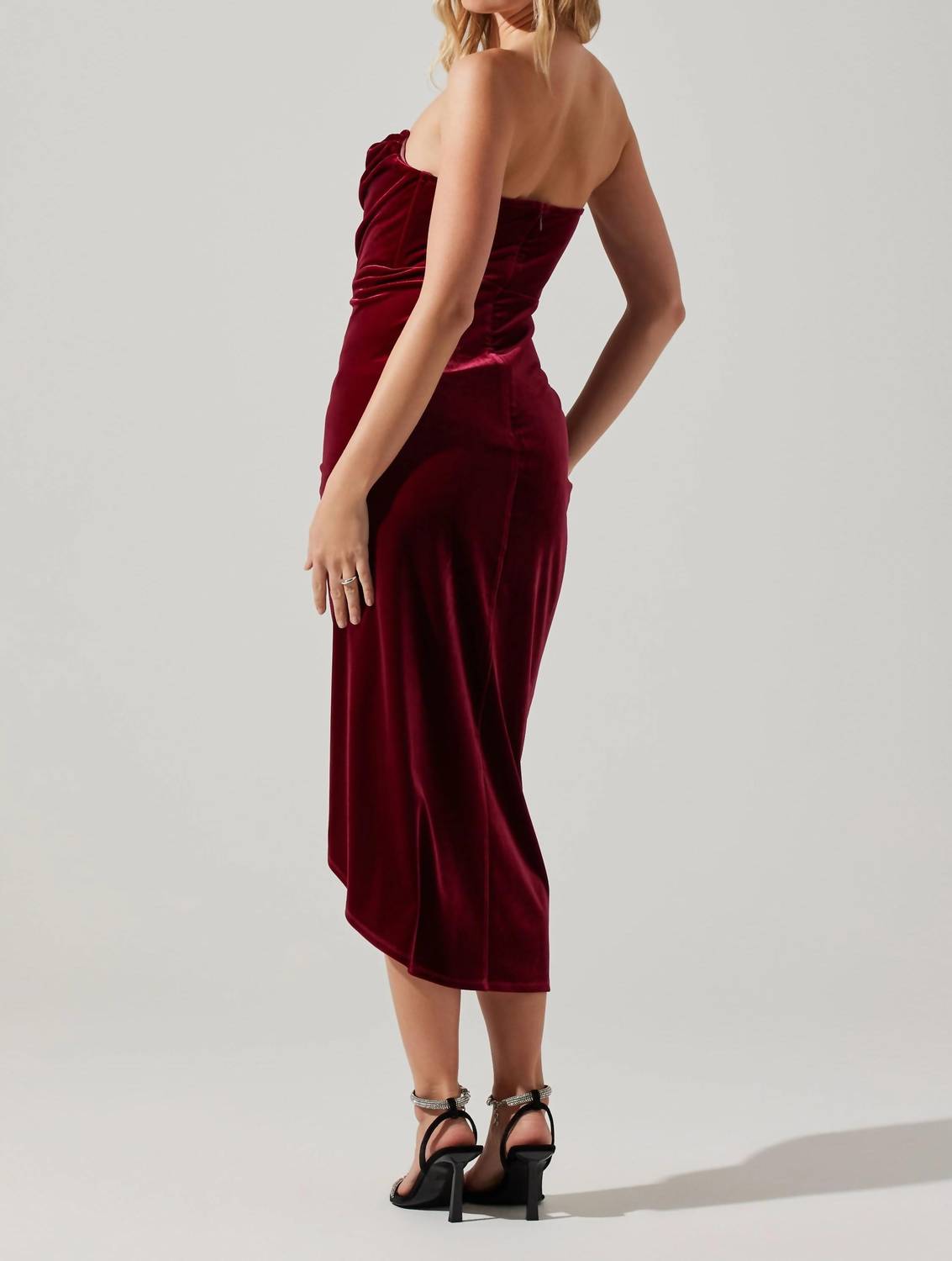 Astr - Meghan Draped Midi Dress