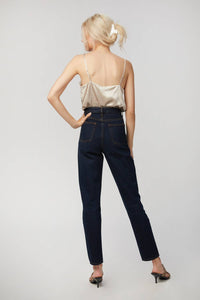 STRAIGHT LEG DENIM