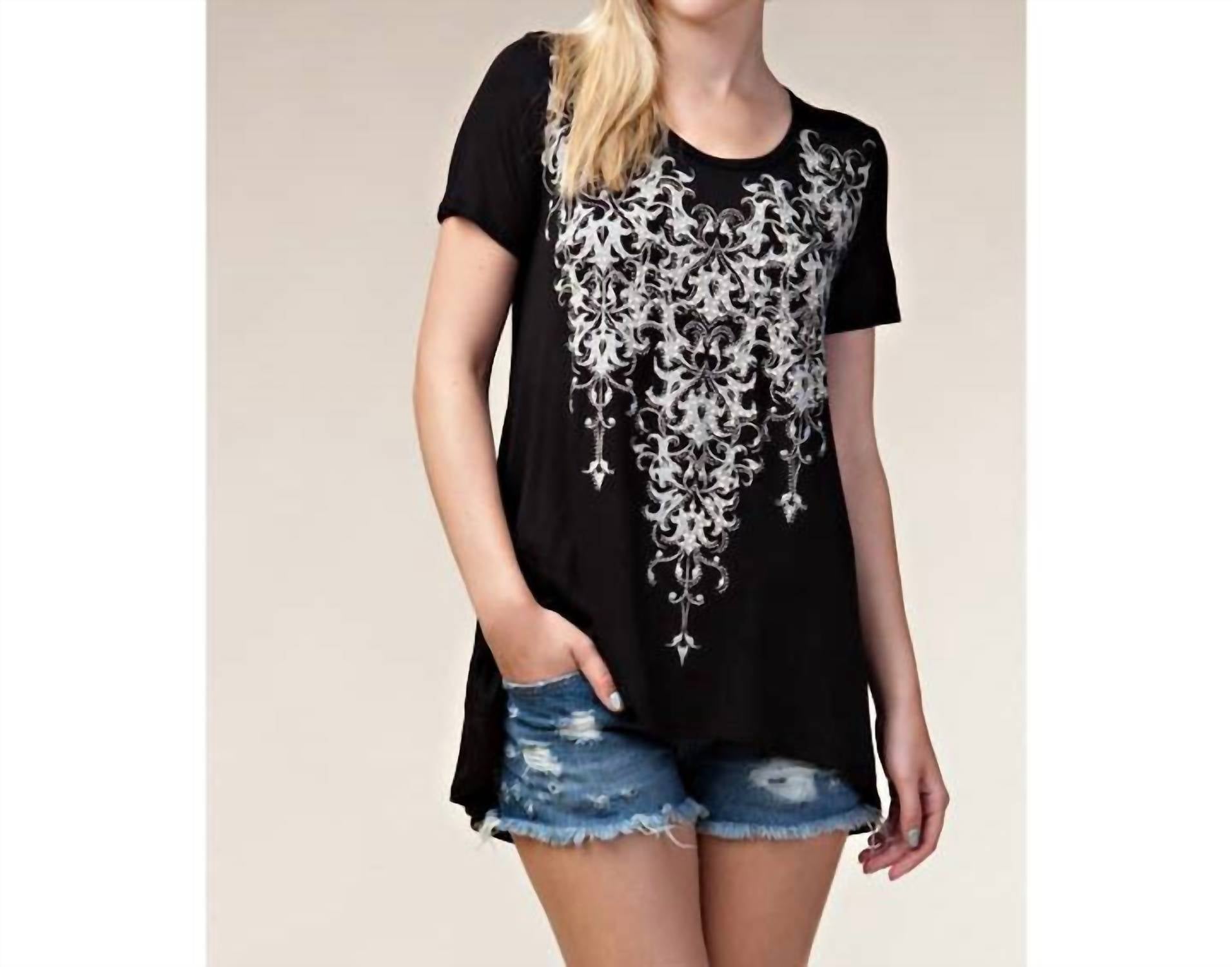 VOCAL APPAREL Short Sleeves Print Top in black - women's t-shirt - detail view
