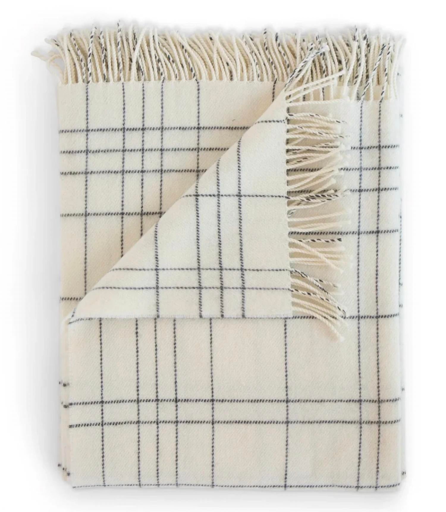 Evangeline - Women's Merino Lambswool Throws