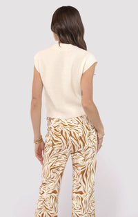 Sadie & Sage - Chill Beats Sleeveless Sweater