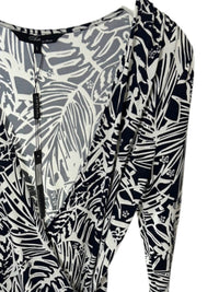 Amelia NY Women's Matte Jersey Dress in blue ivory print stretch - women's dress - detail view