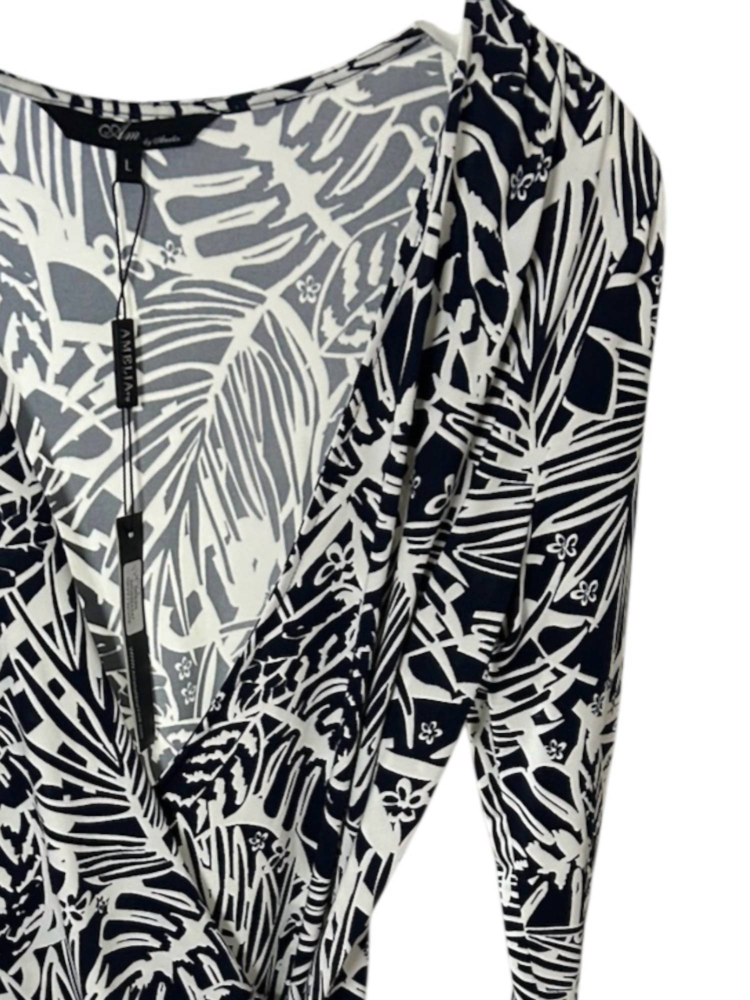 Amelia NY Women's Matte Jersey Dress in blue ivory print stretch - women's dress - detail view